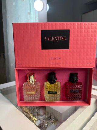 Estuche Valentino Donna Born In Roma Perfumes
