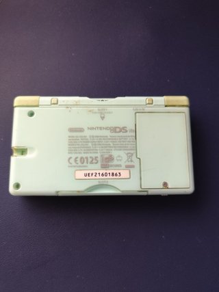 Nintendo DS Lite Verde + Cargador + 4 Juegos