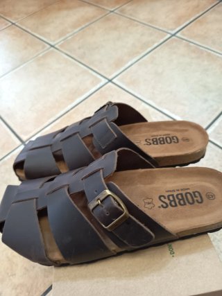 Sandalias de piel marrón Talla 43