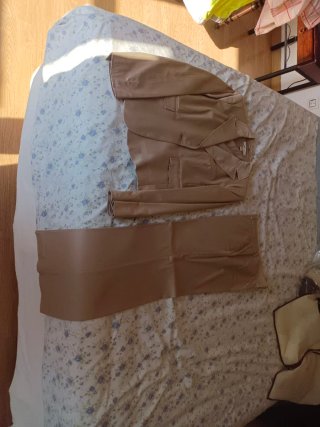 Traje chaqueta beige