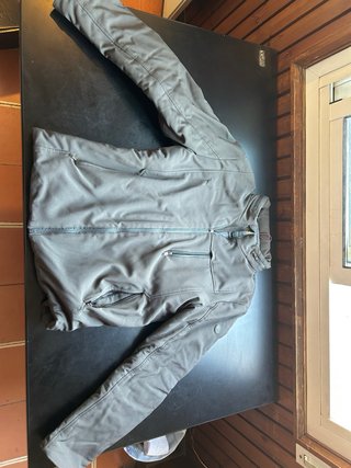 Lote ropa hombre talla L/XL – 16 prendas