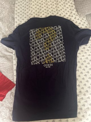 Lote Verano Guess Camiseta y Bañador Talla M