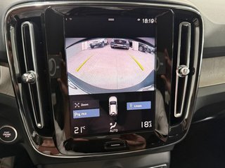 Volvo XC40 2.0 B4 MILD-HYBRID AWD INSCRIPTION