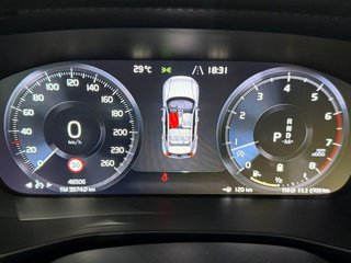 Volvo XC40 2.0 B4 MILD-HYBRID AWD INSCRIPTION