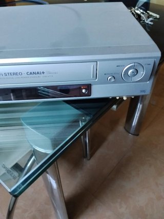 Sanyo VHR-H774 Hi-Fi Stereo VHS