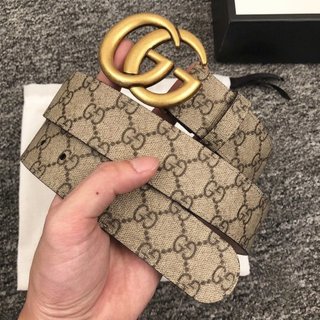 Cinturón Gucci GG Beige