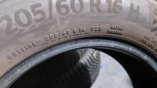 Neumáticos 205/60/16
