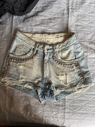 Shorts jeans MET taglia 25 strappi borchie