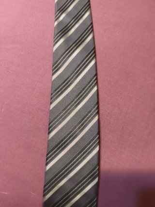 Corbata Hugo Boss de seda a Rayas Grises y Negras