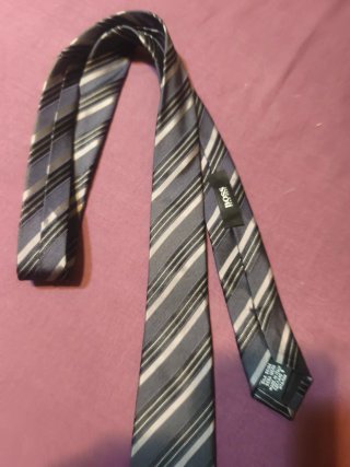 Corbata Hugo Boss de seda a Rayas Grises y Negras