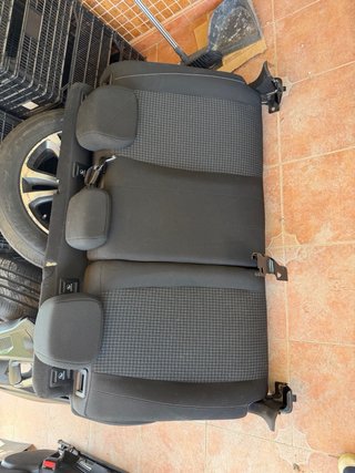 Interior Peugeot 308 Completo