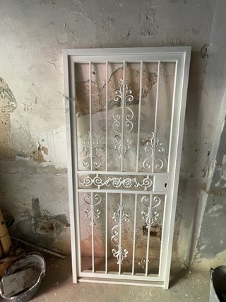 Puerta exterior de FORJA MACIZA blanca + Marco (0,