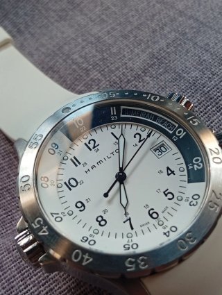 Reloj Hamilton Khaki Navy SUB GMT