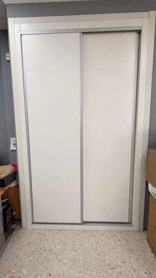 Armario empotrado puertas correderas