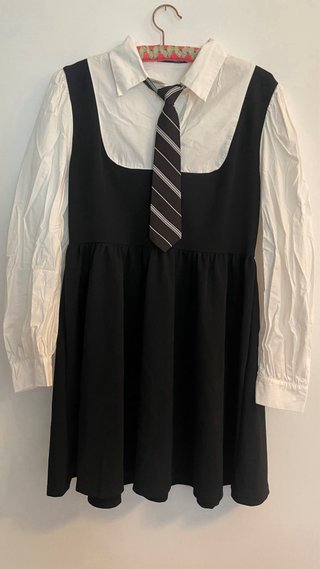Vestido negro y blanco
