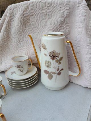 Juego de café porcelana oro