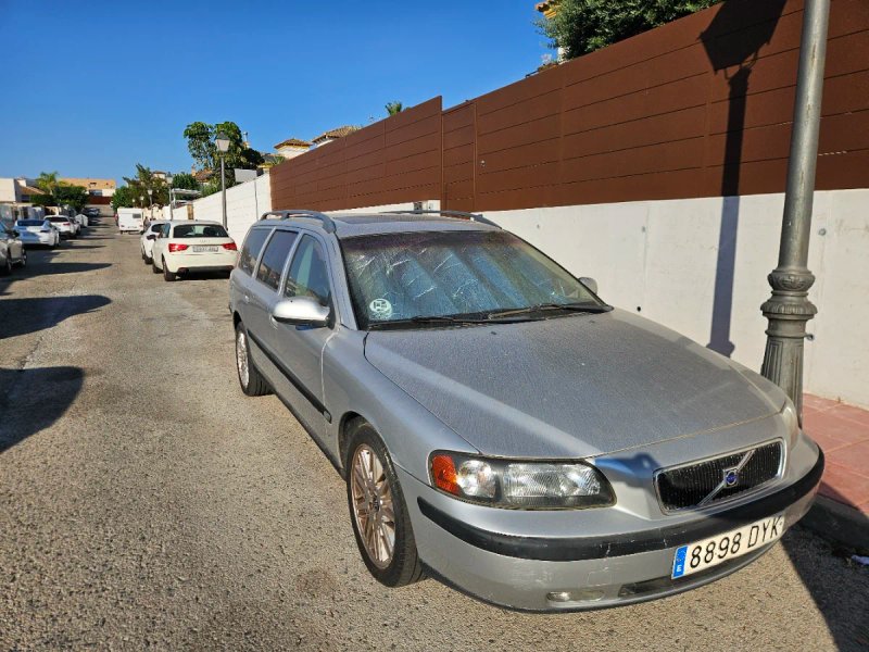 Volvo V70 2001 - foto 1