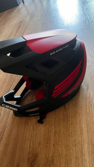 Casco Integral Cebé