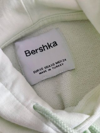 Sudadera Bershka crop verde menta