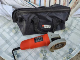 Lijadora Angular Black+Decker
