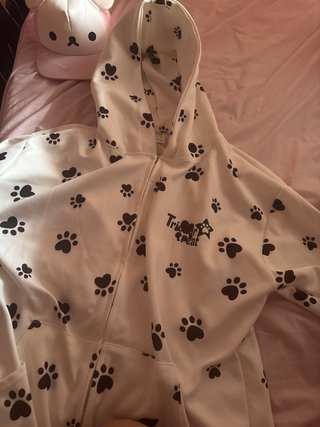 Sudadera con estampado de huellas cutecore