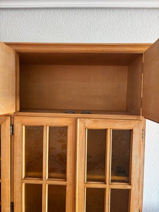 Mueble de salón de madera