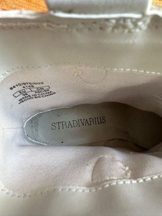 Botas camperas blancas tacón