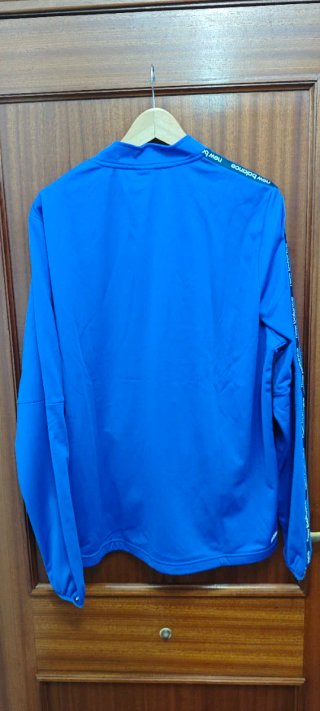 Chaqueta chándal New Balance azul. Talla XL
