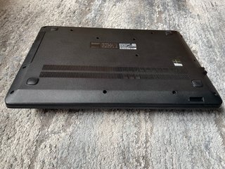 Portátil Lenovo Negro