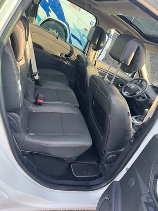 Renault Scenic 2012