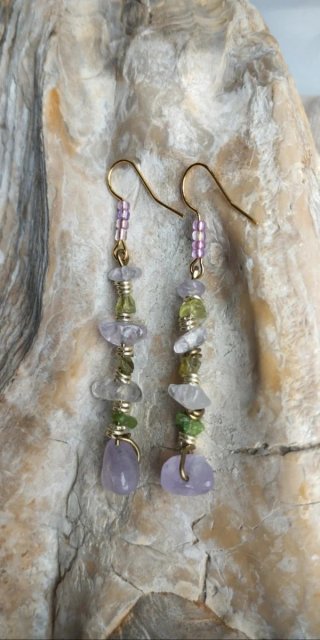 Pendientes de piedras naturales