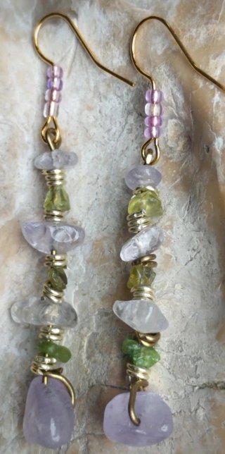 Pendientes de piedras naturales