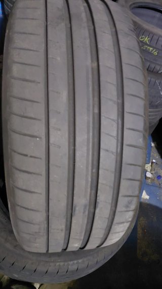 Neumáticos 255/45/19
