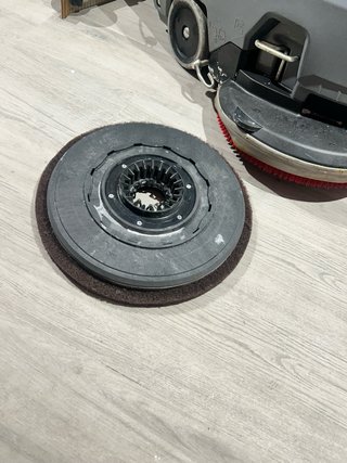Fregadora Kärcher 50/50 a batería – Como nueva (So