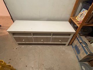 Mueble TV Ikea Blanco y Madera
