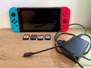 Nintendo Switch Azul y Rojo