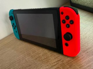 Nintendo Switch Azul y Rojo