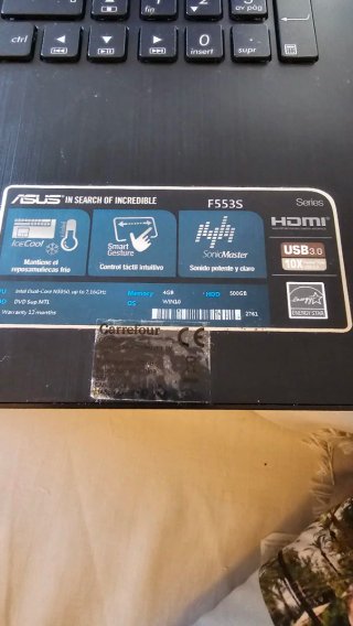 Portátil ASUS F553S Negro