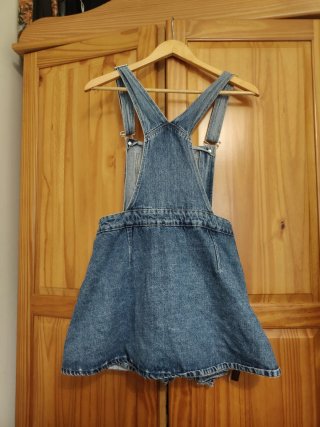 Peto falda vaquera Zara