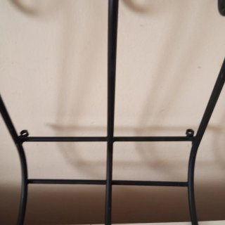 Percha metálica diseño elegante