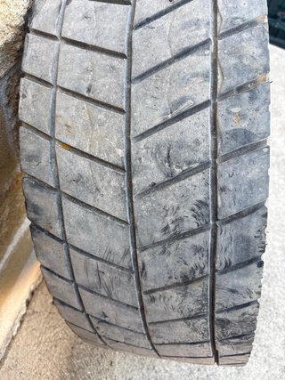 Neumático 315/70 R22.5
