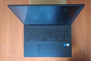 LG Gram 17" PREMIUM (Intel i7, 16GB RAM, 512GB SSD