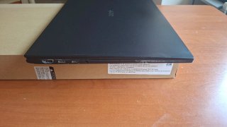 LG Gram 17" (Oct 2023)- Intel i7-1360P- 16GB- 512G