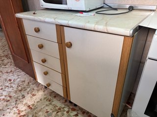 Mueble de cocina de madera