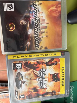 Consola PS3 Negra + 8 Juegos y 3 Mandos