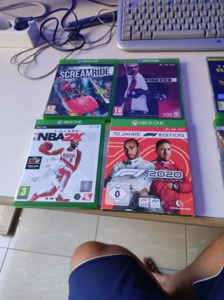 Lote 8 juegos Xbox One: NBA 2K21, F1 2020, Screamr