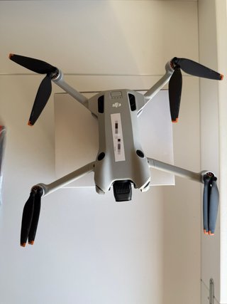Dron DJI Mini 4 Pro Blanco (249gr)  + Dji rc 2