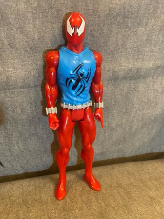 4 Figuras Héroes y Villanos Colección
