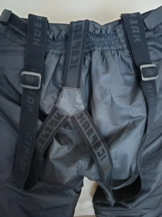 Pantalón de esquí negro con tirantes