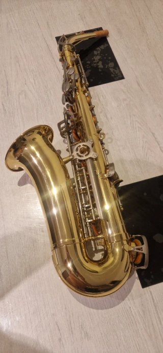 Saxofón Alto Conn